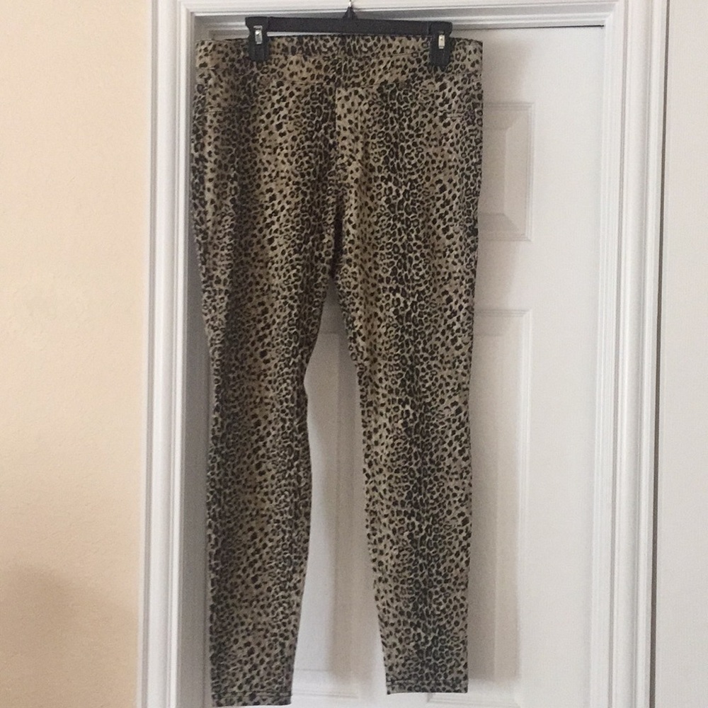 Women’s L animal print leggings